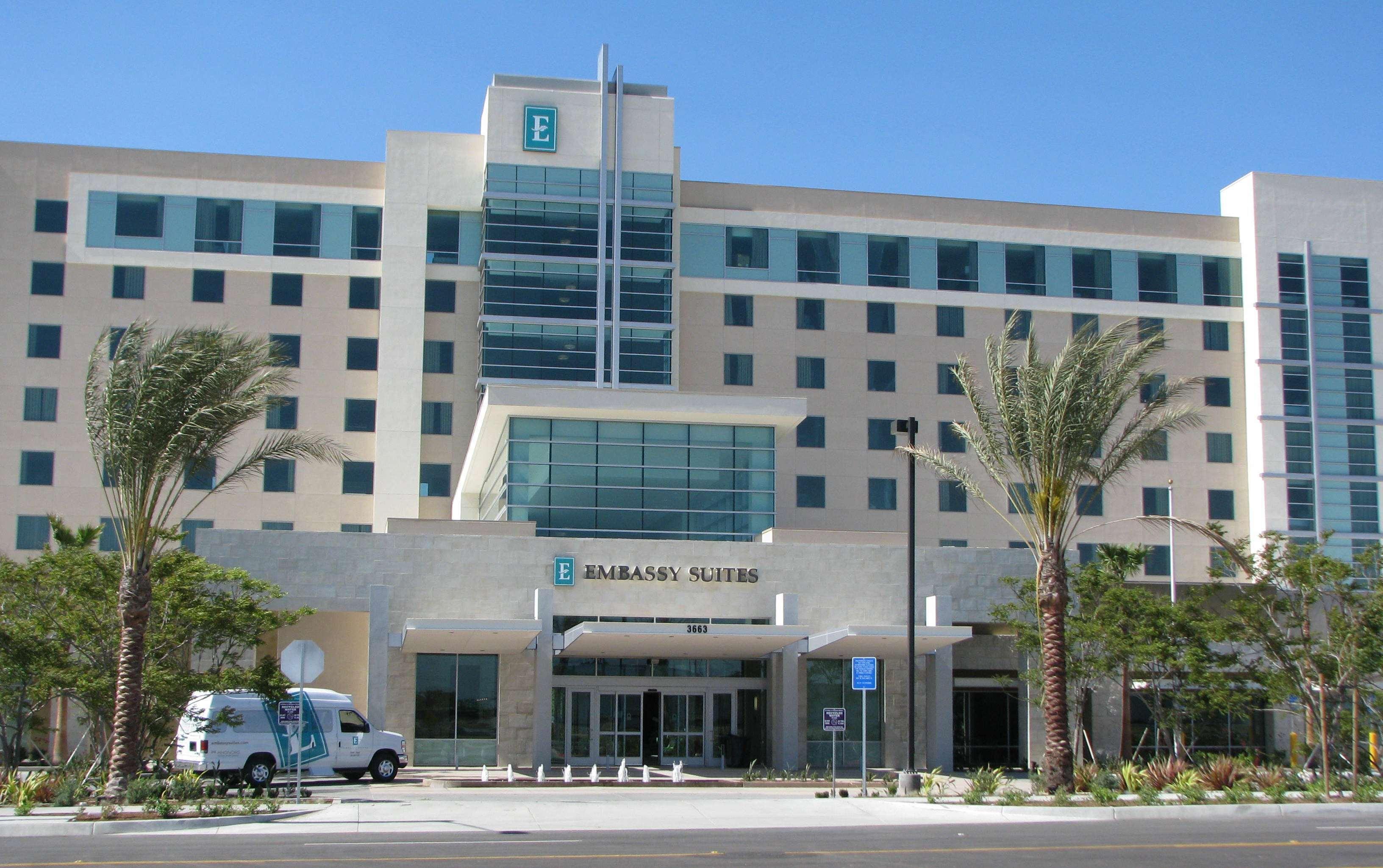 Embassy Suites Ontario - Airport Εξωτερικό φωτογραφία