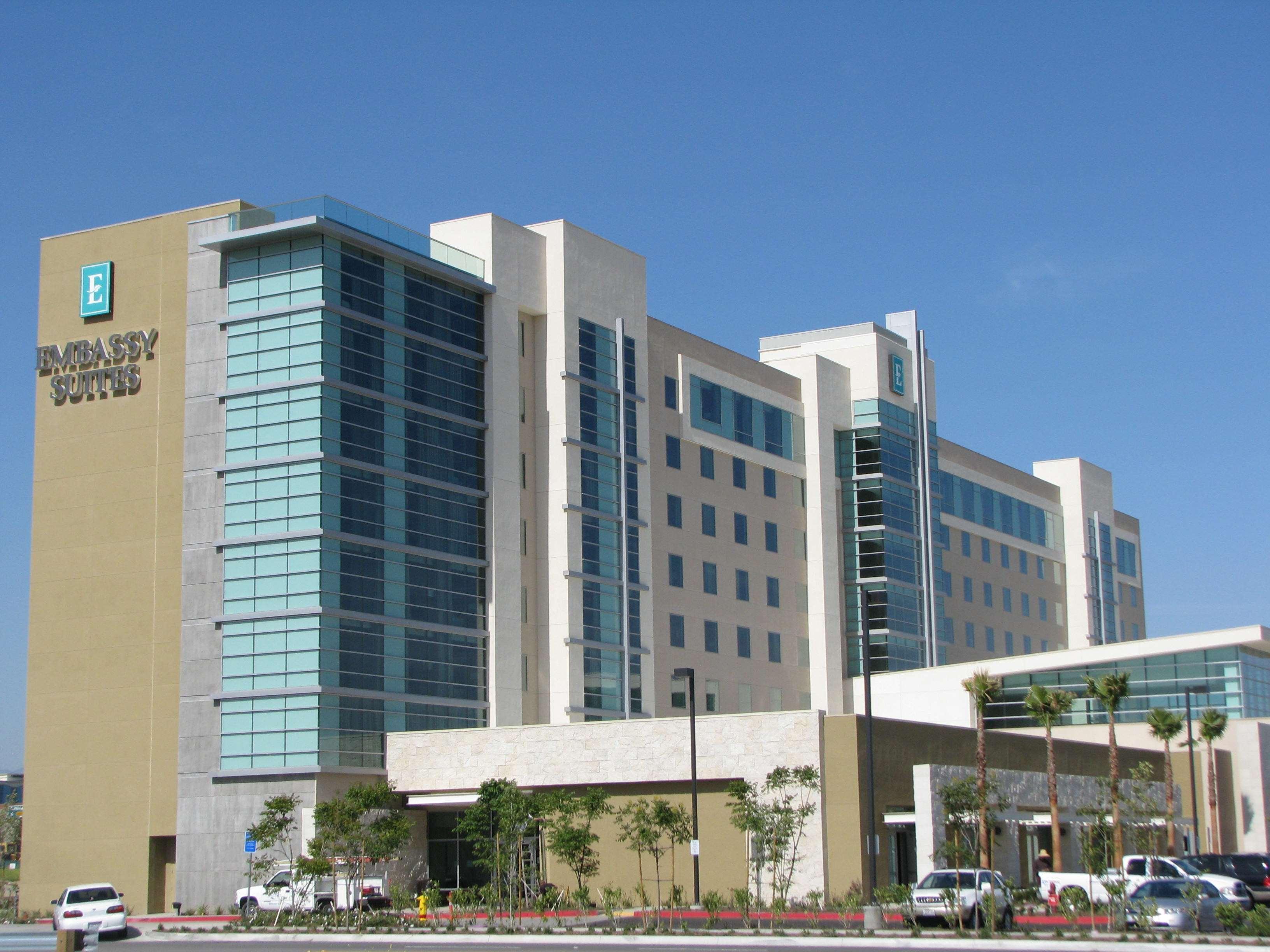 Embassy Suites Ontario - Airport Εξωτερικό φωτογραφία