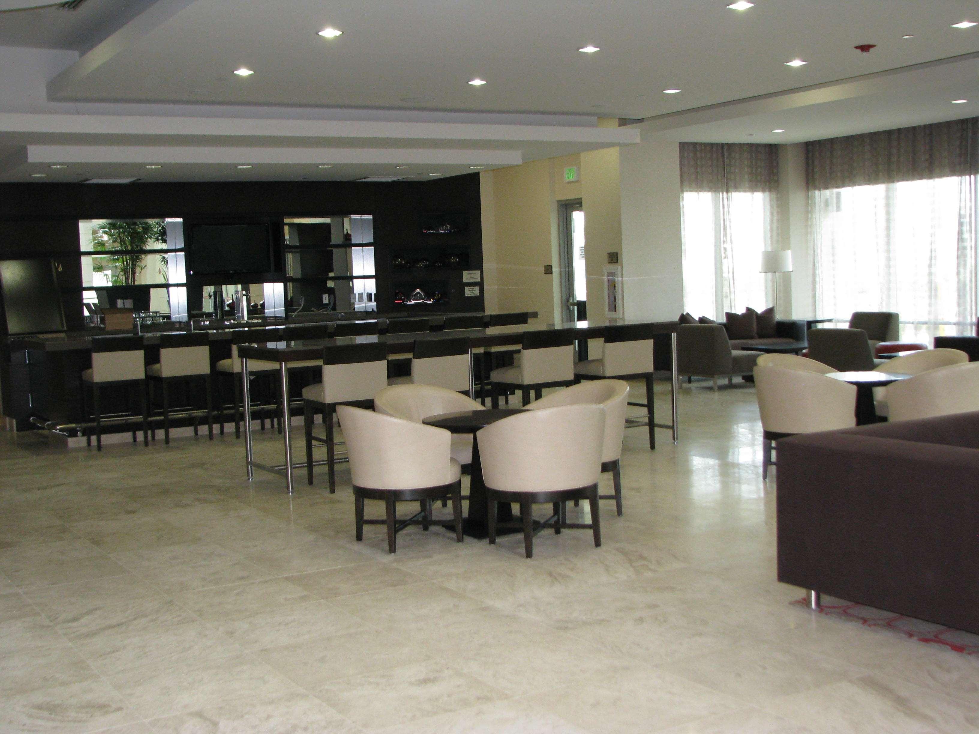 Embassy Suites Ontario - Airport Εξωτερικό φωτογραφία