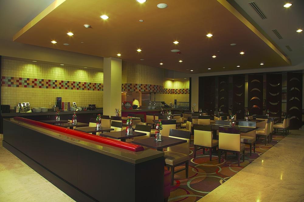 Embassy Suites Ontario - Airport Εξωτερικό φωτογραφία