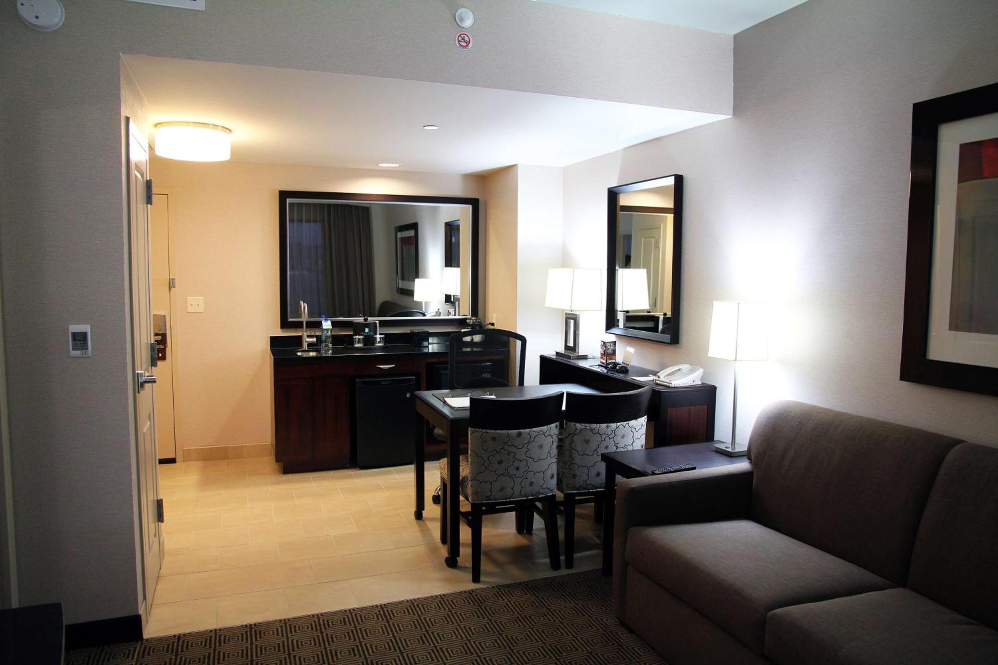 Embassy Suites Ontario - Airport Εξωτερικό φωτογραφία