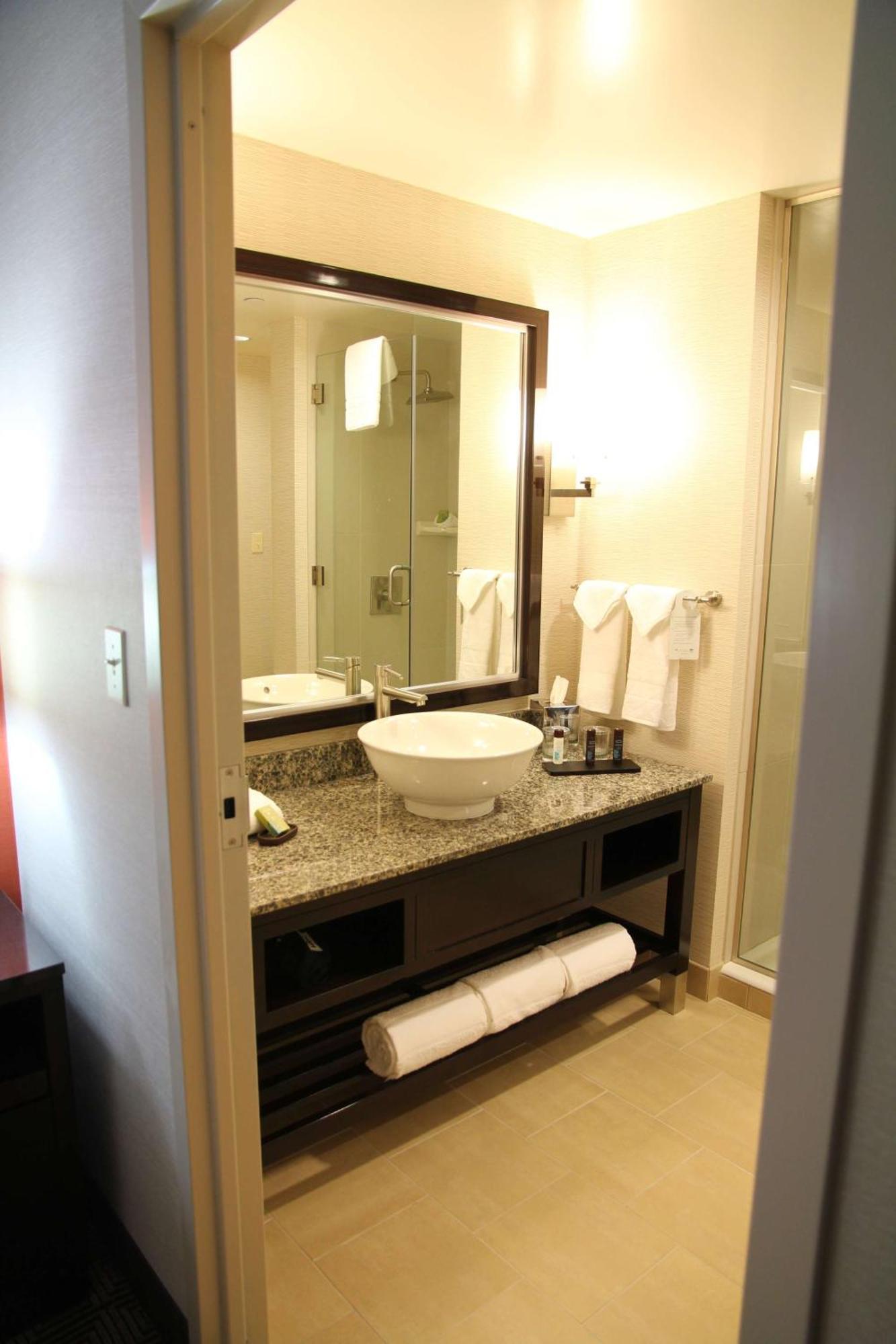 Embassy Suites Ontario - Airport Εξωτερικό φωτογραφία